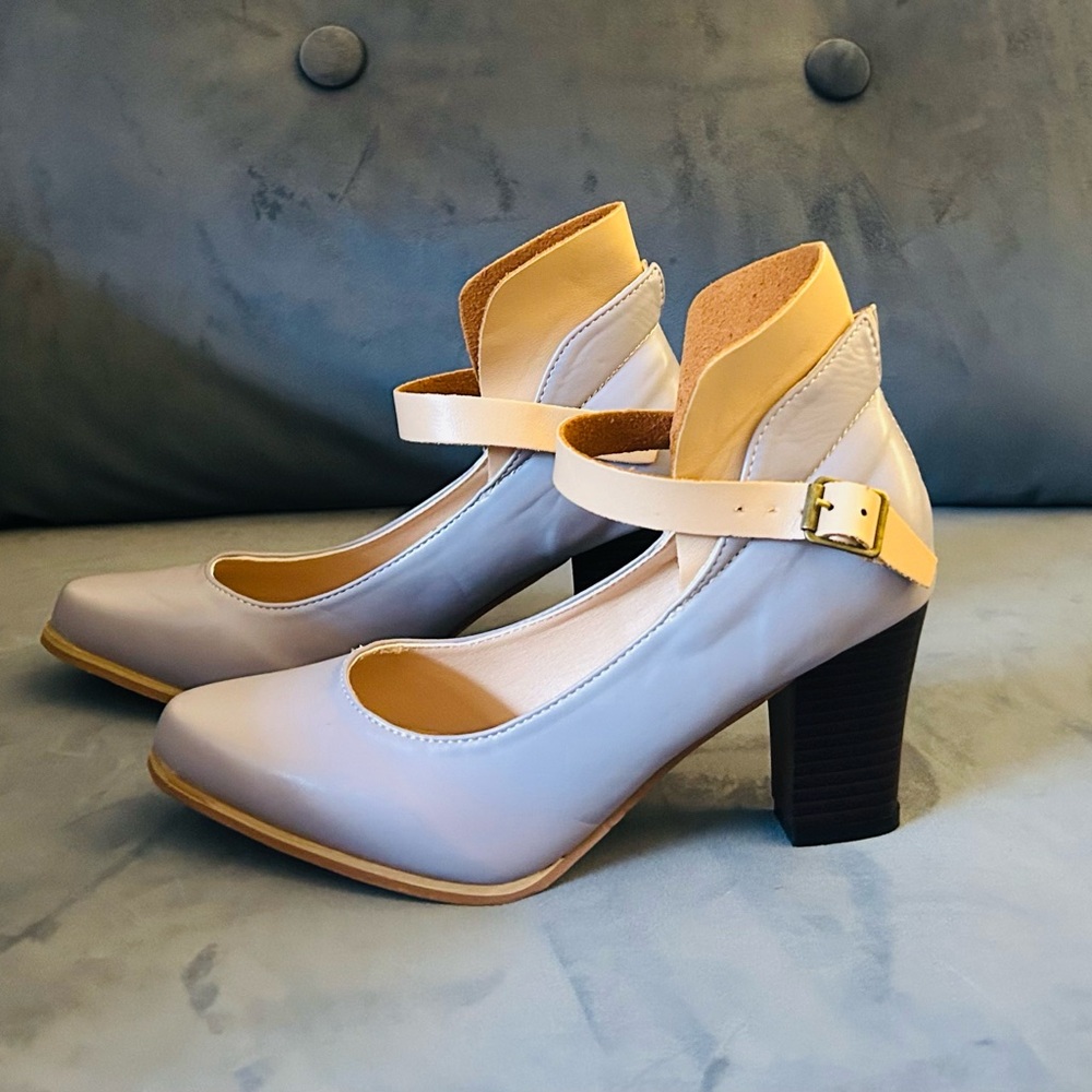 GERsome Women's Chunky Heel Pumps.